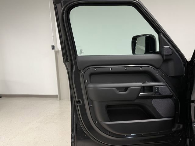 Used 2024 Land Rover Defender 110 Carpathian Edition AWD/4WD image 28
