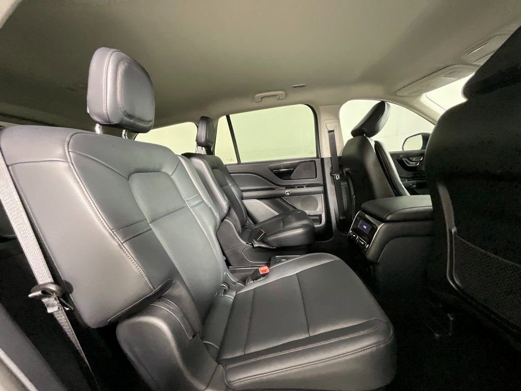 Used 2026 Lincoln Aviator 2WD image 23