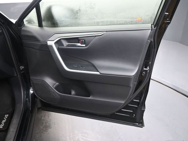 Used 2020 Toyota RAV4 Limited AWD/4WD image 20