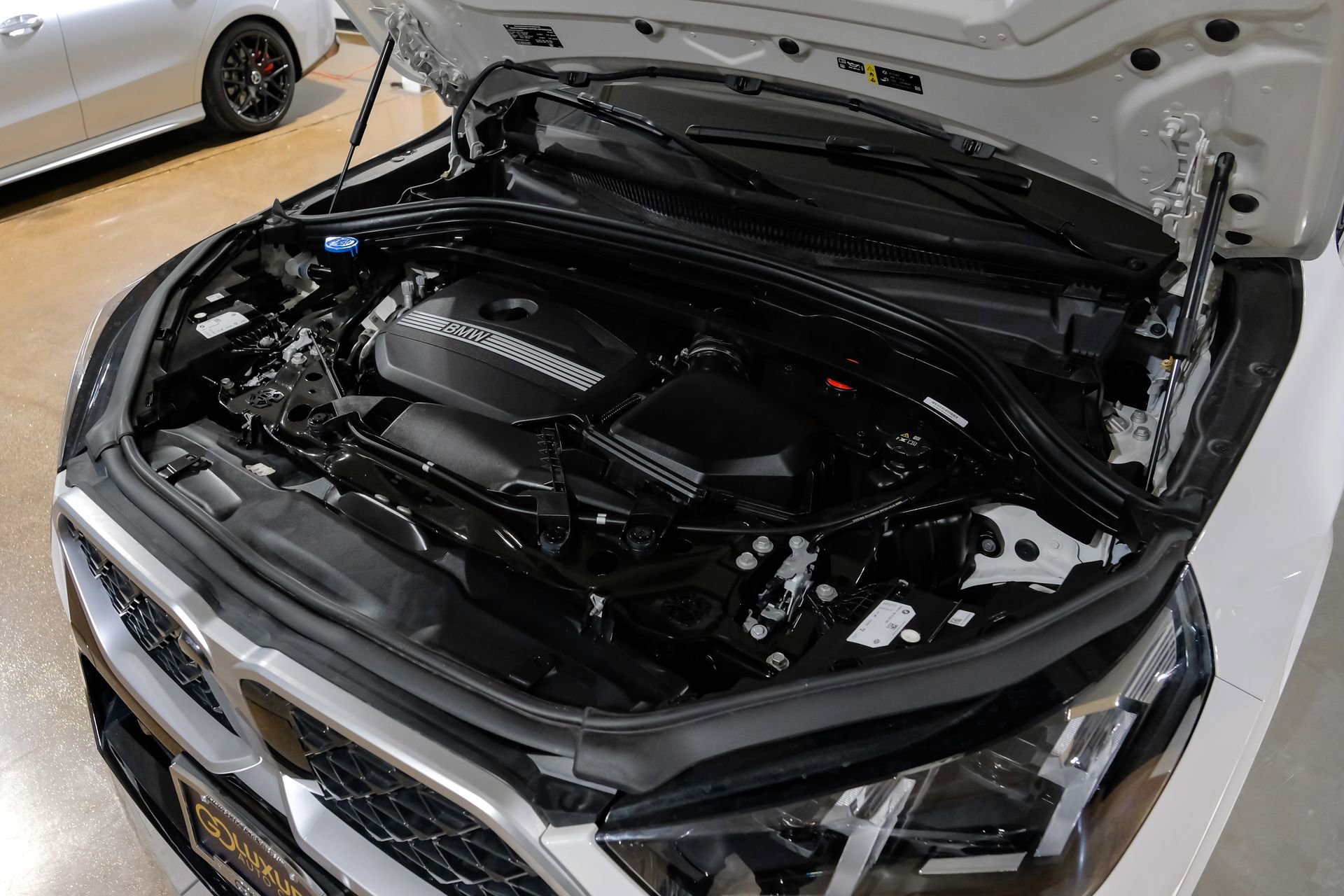 Used 2025 BMW X2 xDrive28i image 50