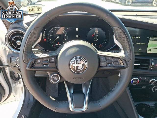 Used 2025 Alfa Romeo Giulia AWD image 22