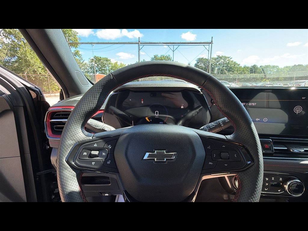 Used 2026 Chevrolet TrailBlazer RS w/ Convenience Package AWD/4WD image 11