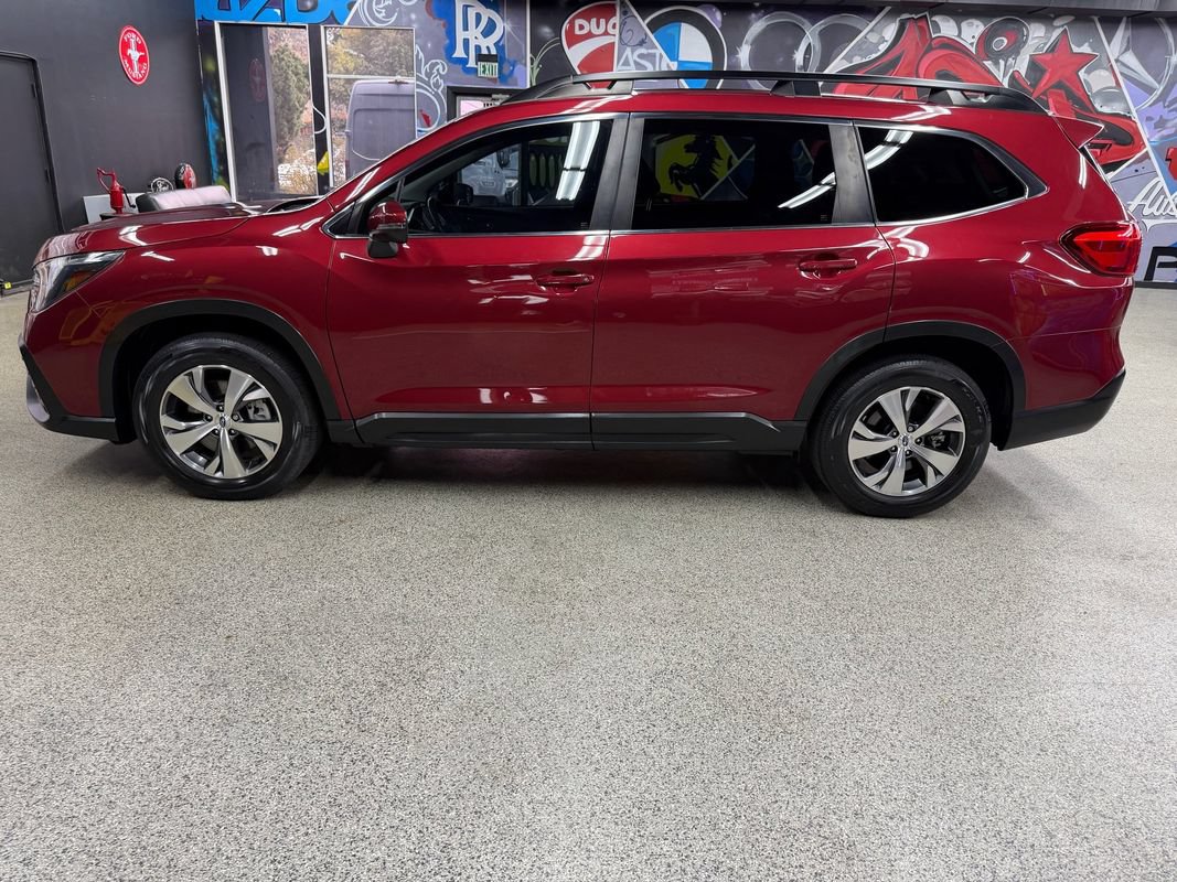 Used 2023 Subaru Ascent Premium w/ Convenience Package AWD/4WD image 2