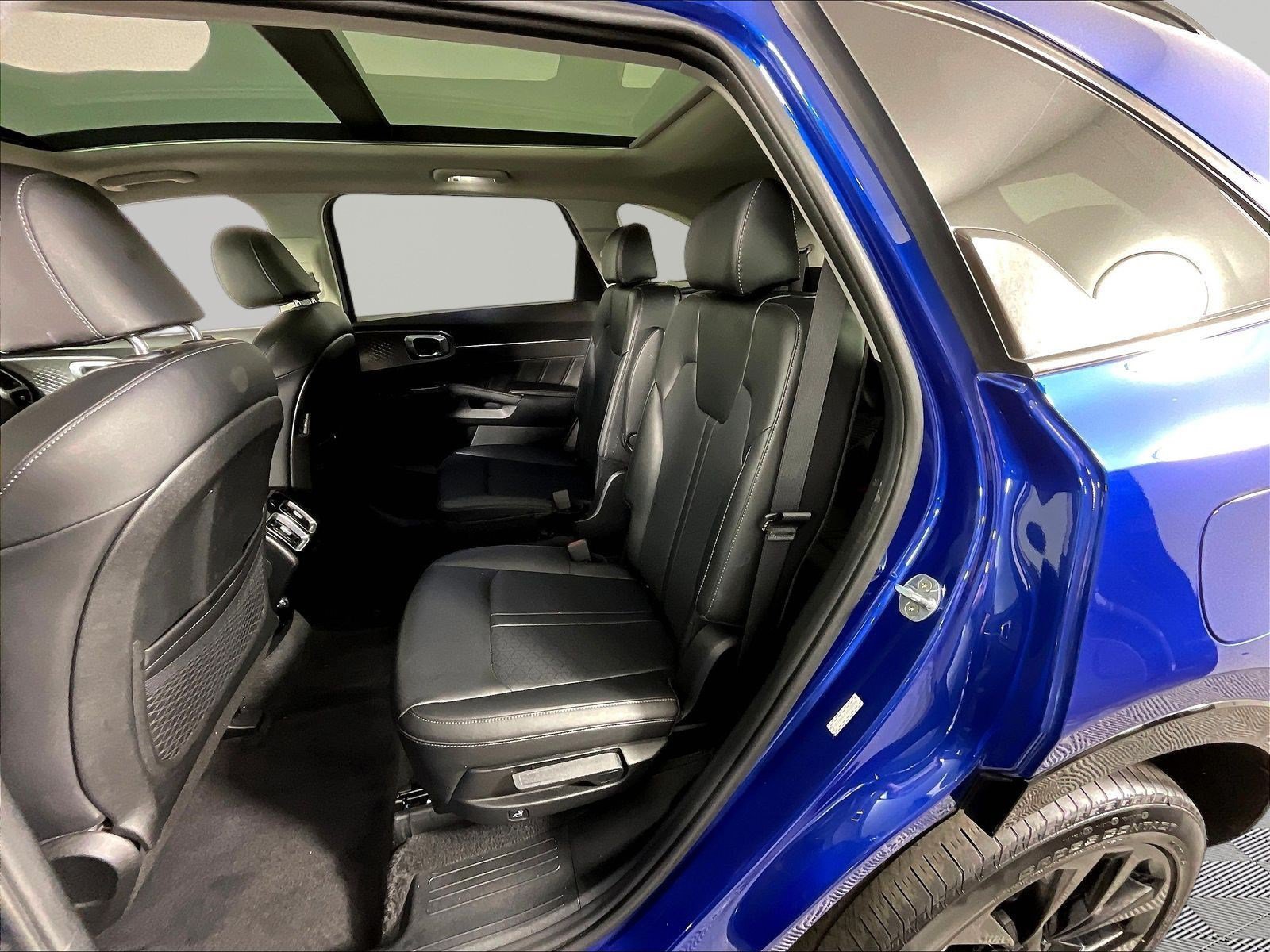 Used 2022 Kia Sorento SX AWD/4WD image 22