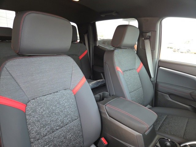 New 2025 Chevrolet Colorado Z71 image 22