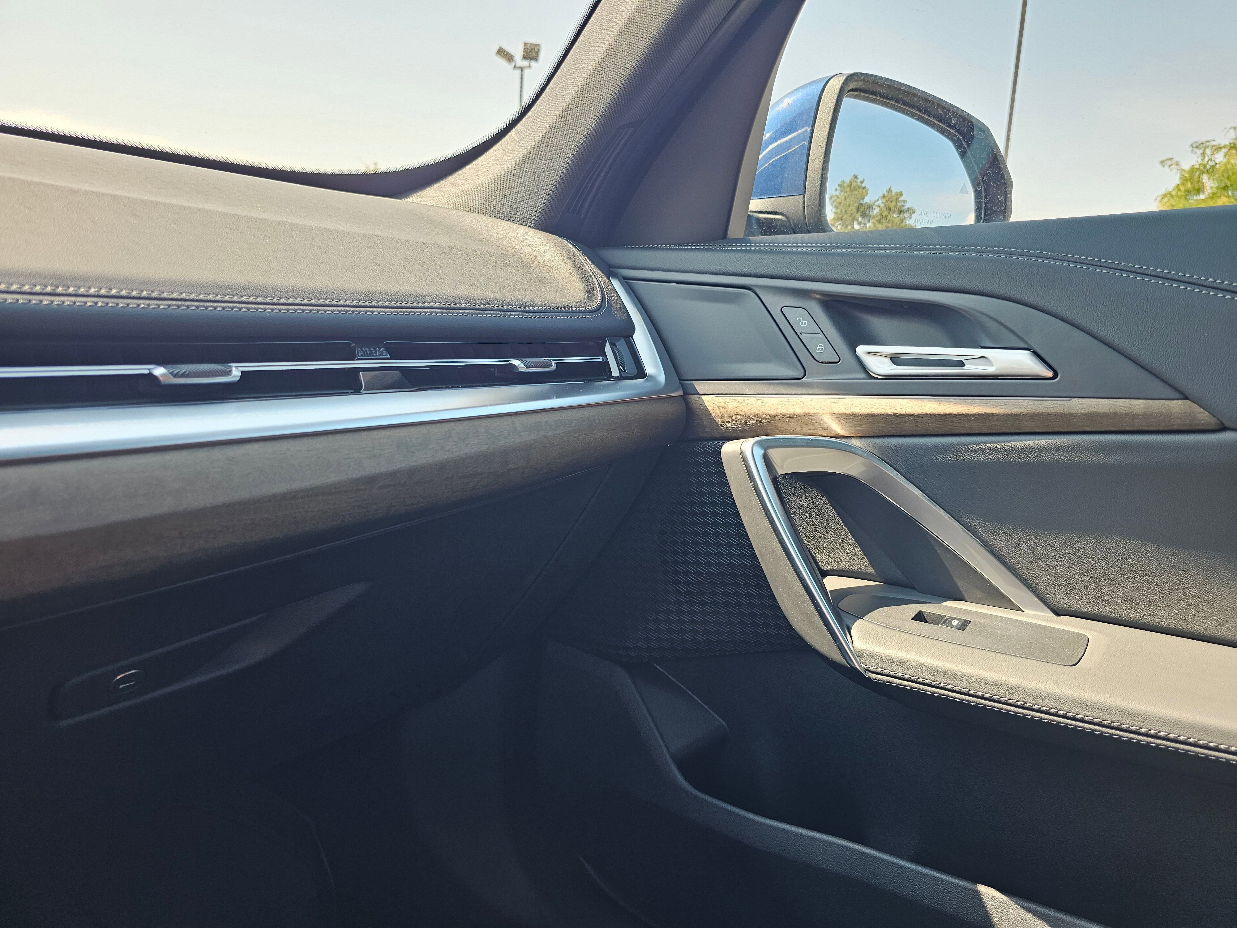 New 2025 BMW X1 xDrive28i w/ Technology Package image 25