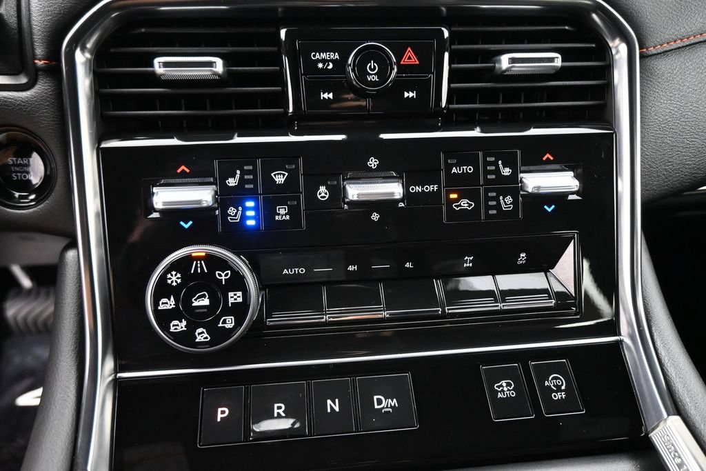 Used 2026 Nissan Armada PRO-4X AWD/4WD image 16