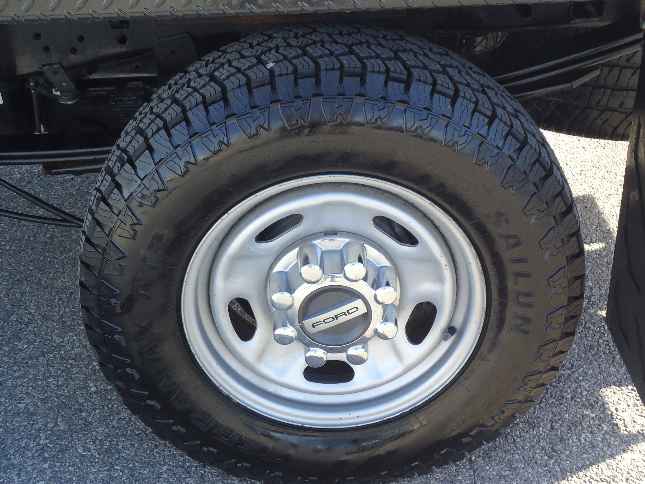 Used 2021 Ford F250 XL w/ Power Equipment Group AWD/4WD image 9