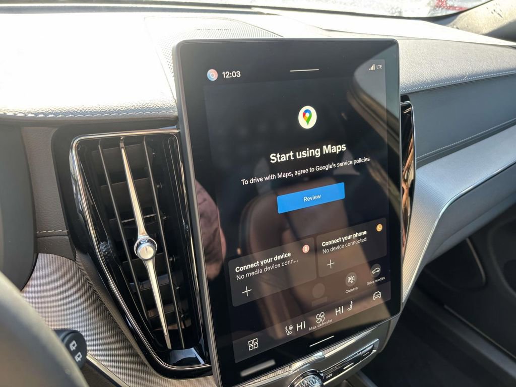 New 2026 Volvo XC60 T8 Ultra w/ Protection Package Premier image 19