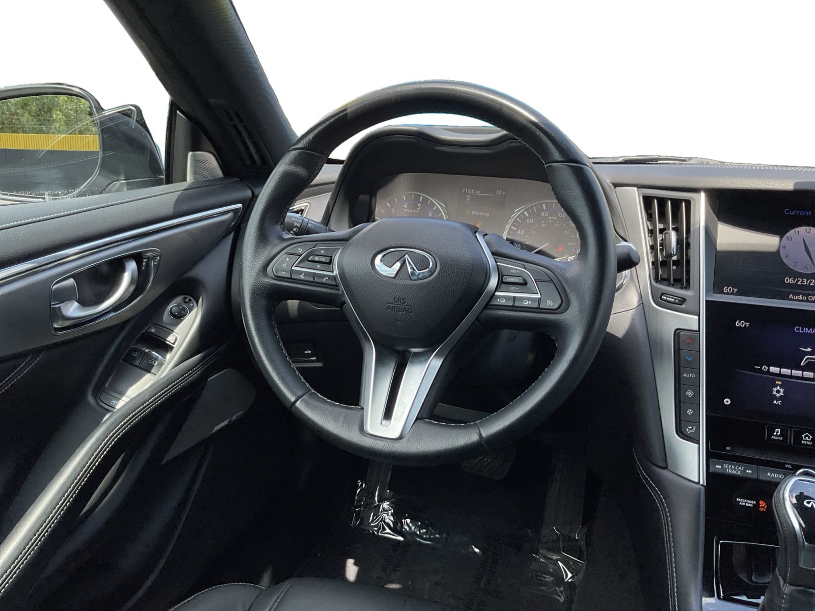 Used 2019 INFINITI Q60 3.0t Luxe w/ Cargo Package RWD image 11