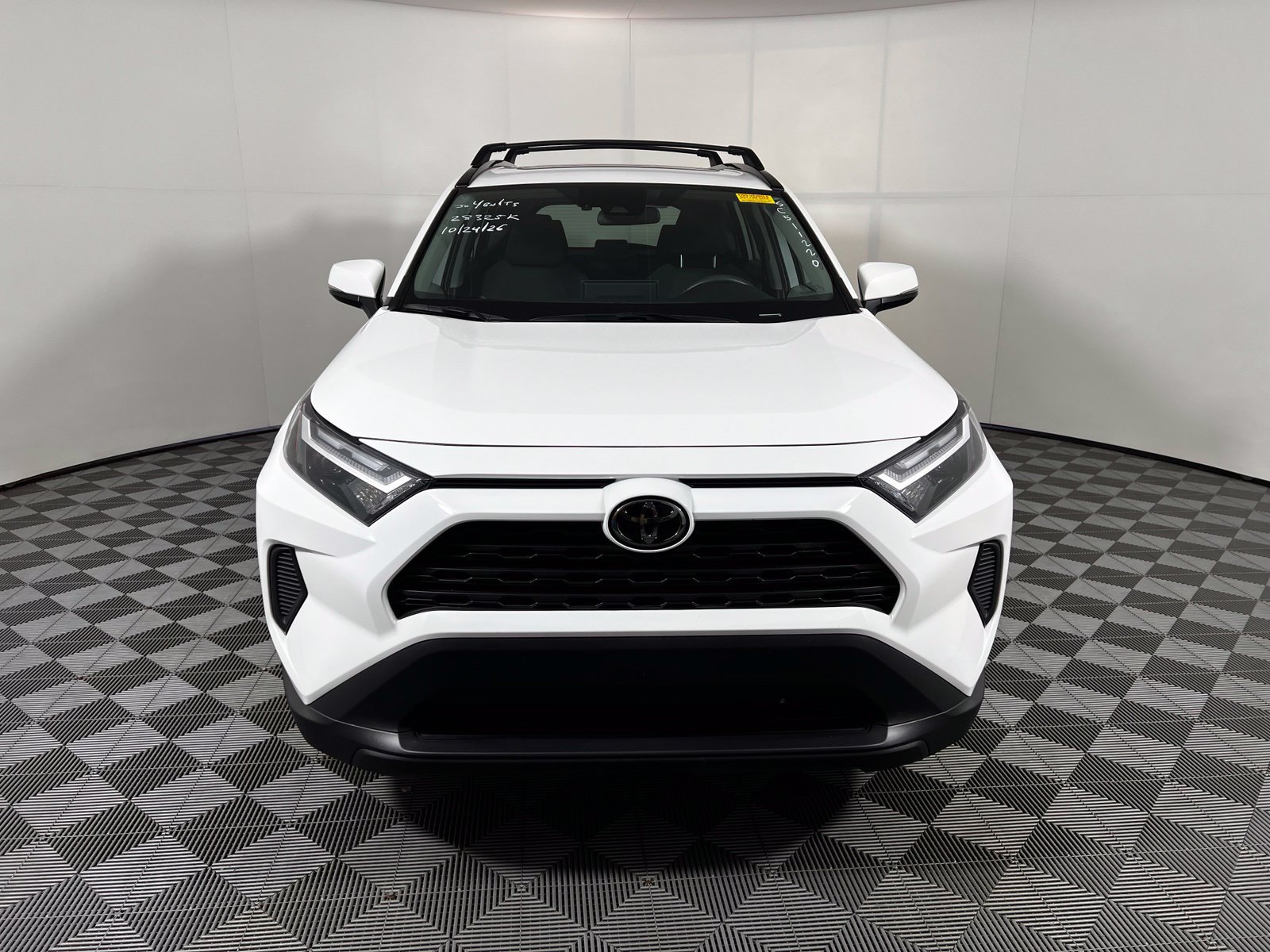 Used 2025 Toyota RAV4 XLE w/ Convenience Package AWD/4WD image 2