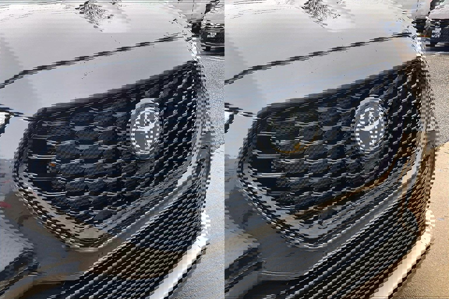 Used 2025 Toyota Highlander XSE image 36