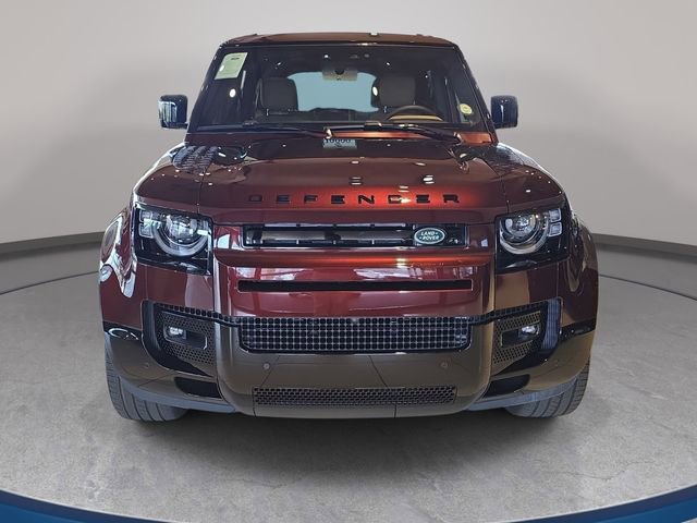 New 2025 Land Rover Defender 130 X-Dynamic SE image 2