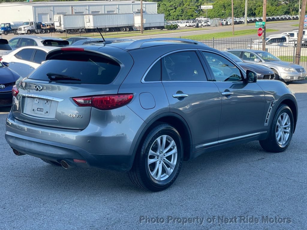 Used 2015 INFINITI QX70 AWD w/ Premium Package image 6