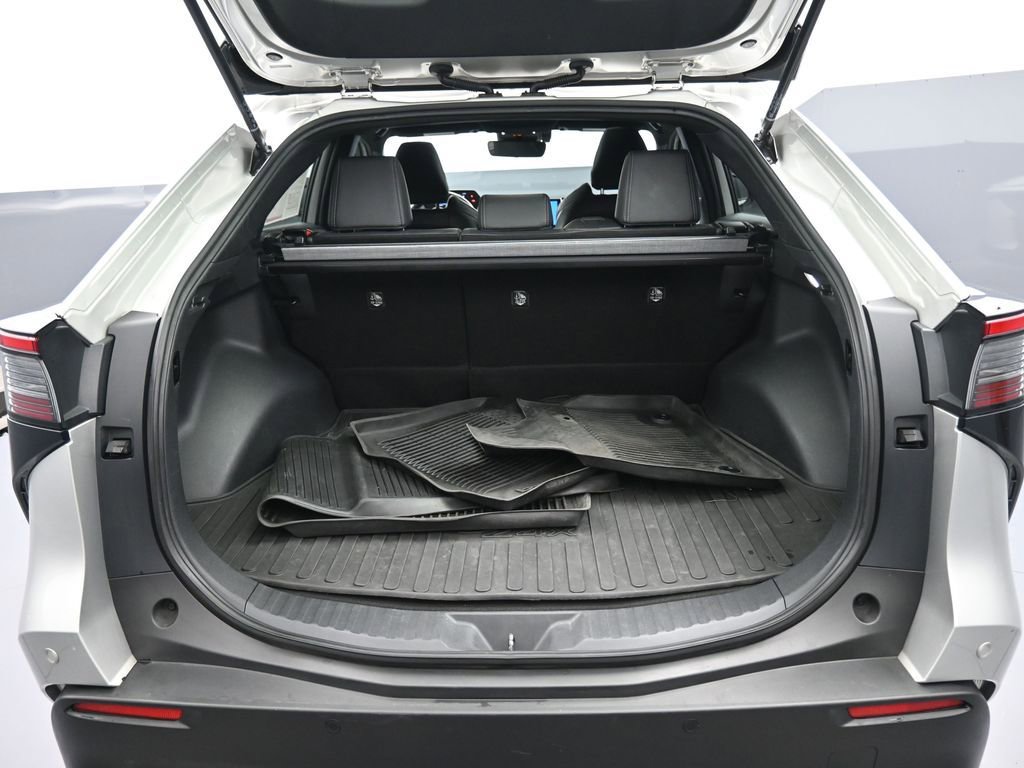 Used 2023 Toyota bZ4X XLE w/ Weather Package image 23