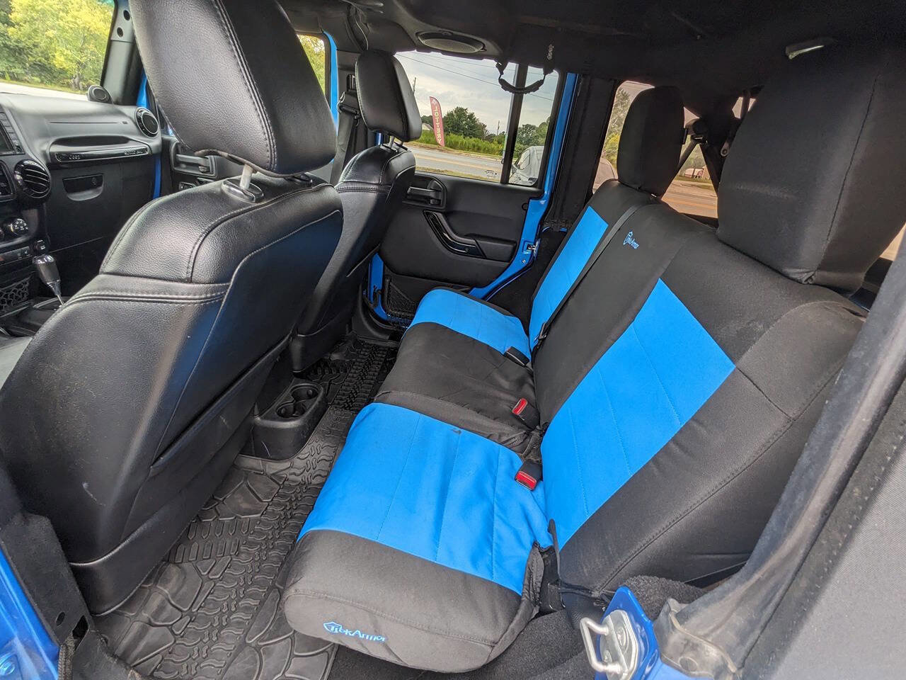 Used 2014 Jeep Wrangler Altitude image 16