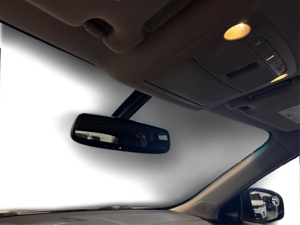 Used 2015 Nissan Pathfinder Platinum w/ Cargo Package FWD image 18