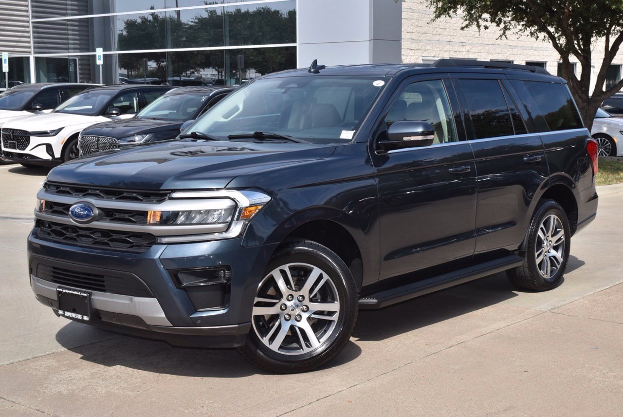 Used 2024 Ford Expedition XLT RWD image 43