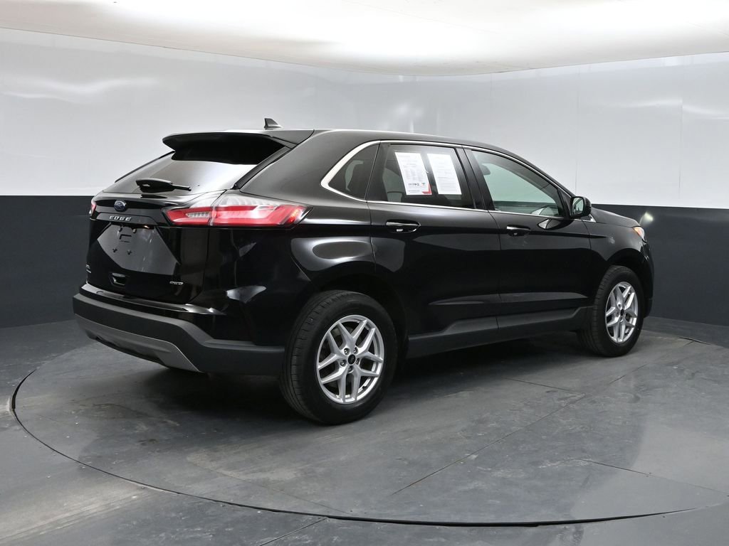 Used 2023 Ford Edge SEL w/ Convenience Package AWD/4WD image 2