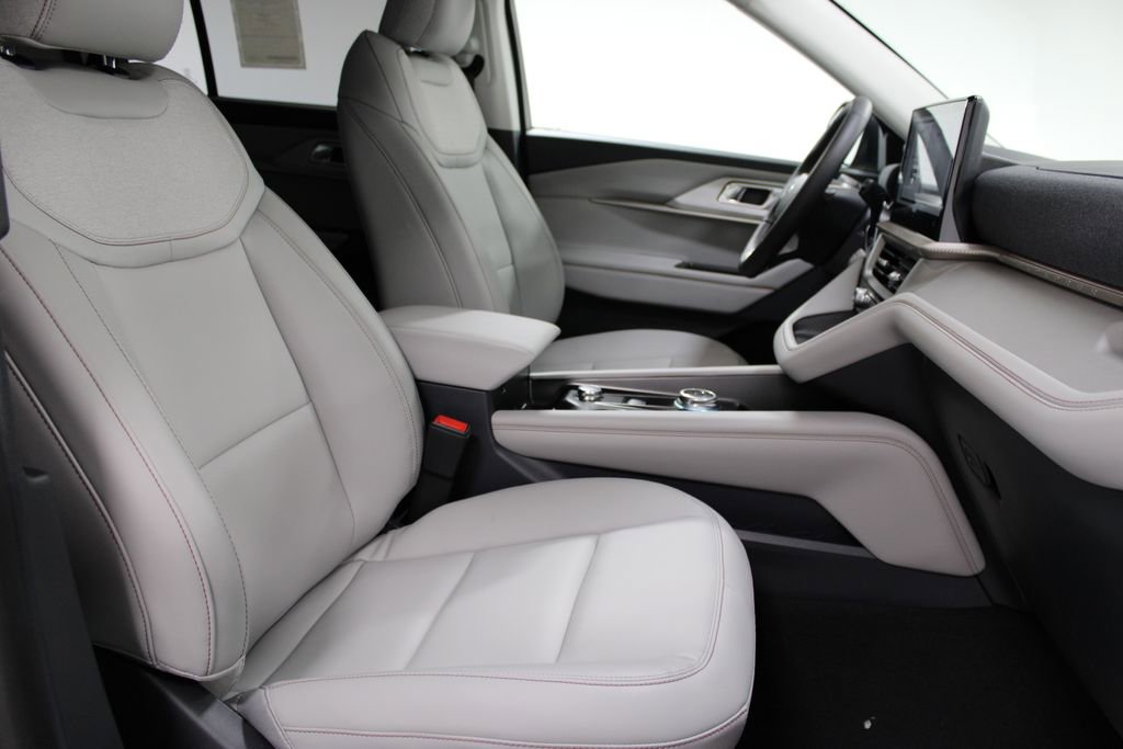 New 2026 Ford Explorer Active image 28