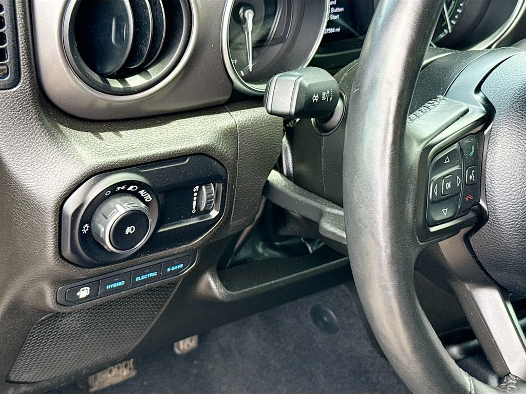 Used 2023 Jeep Wrangler Unlimited w/ Cold Weather Group AWD/4WD image 11