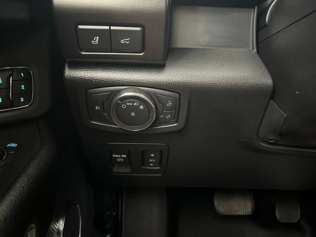 Used 2021 Ford Expedition Limited AWD/4WD image 61