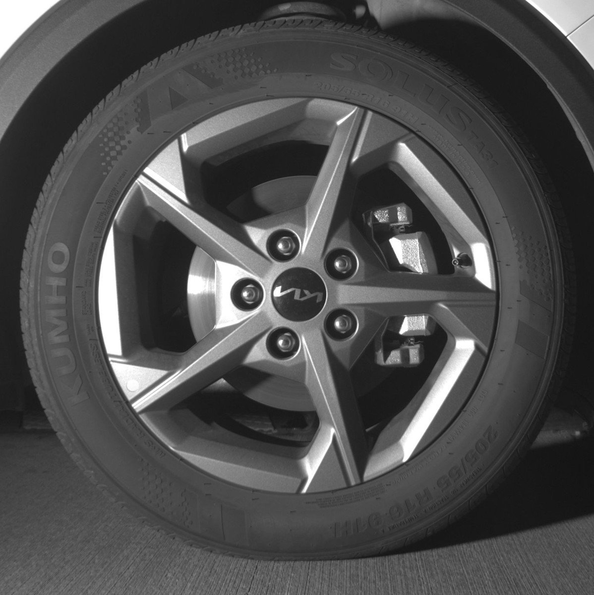 Used 2025 Kia K4 LXS image 13