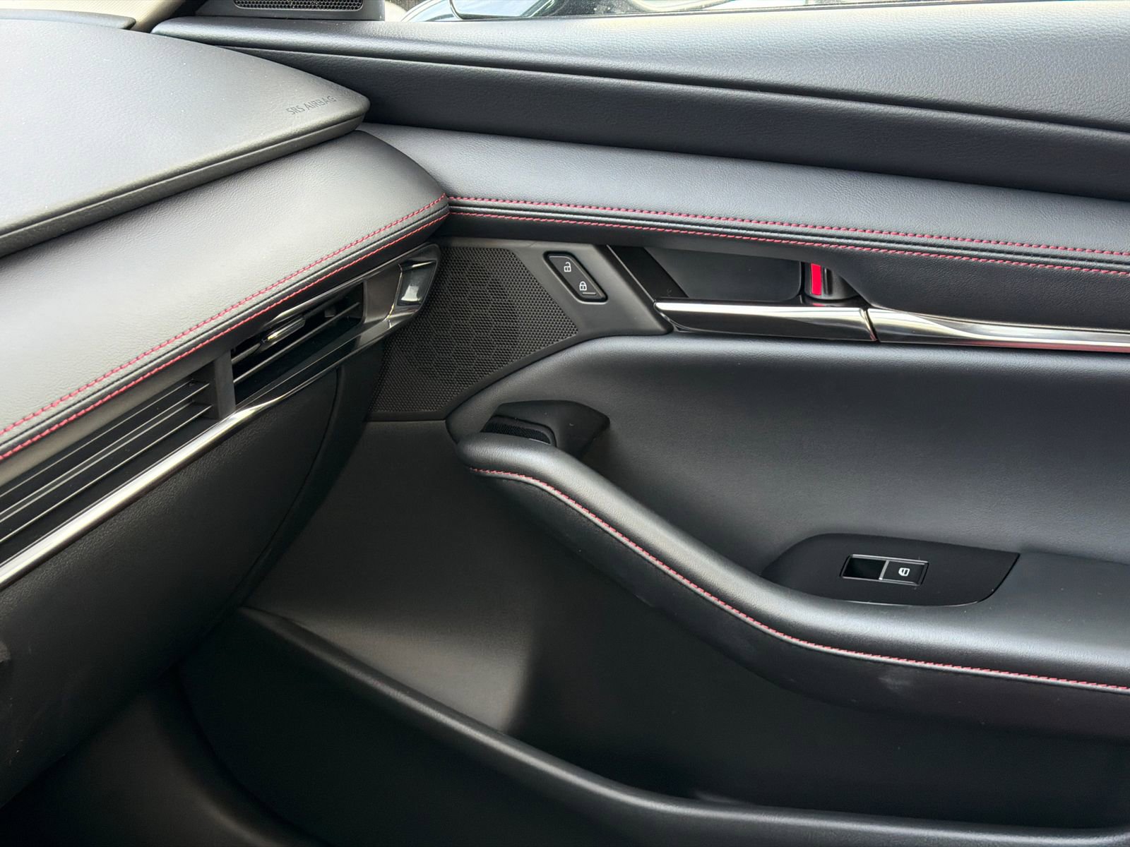 New 2026 MAZDA MAZDA3 Carbon AWD/4WD image 28