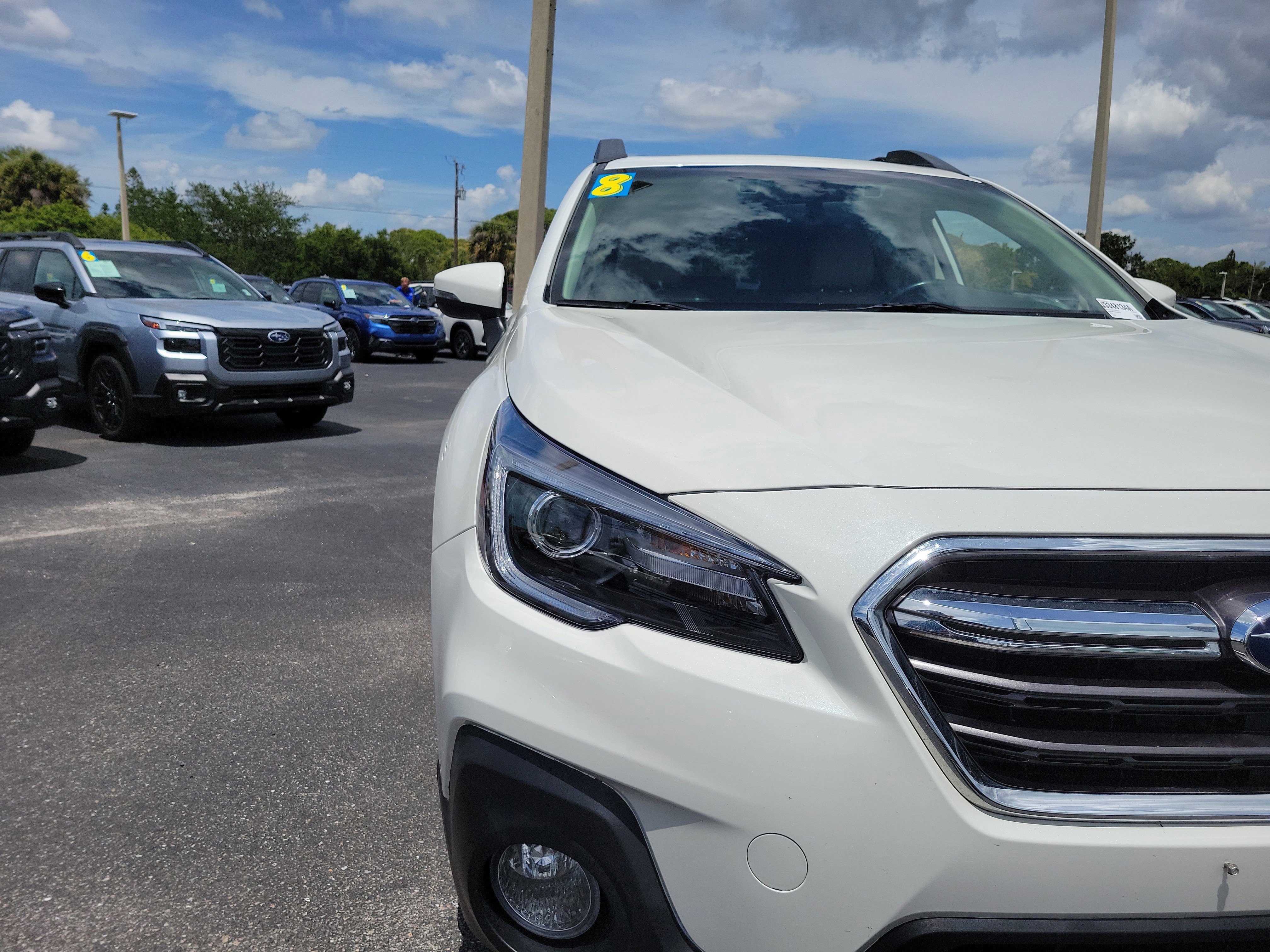 Used 2018 Subaru Outback 2.5i Limited AWD/4WD image 7