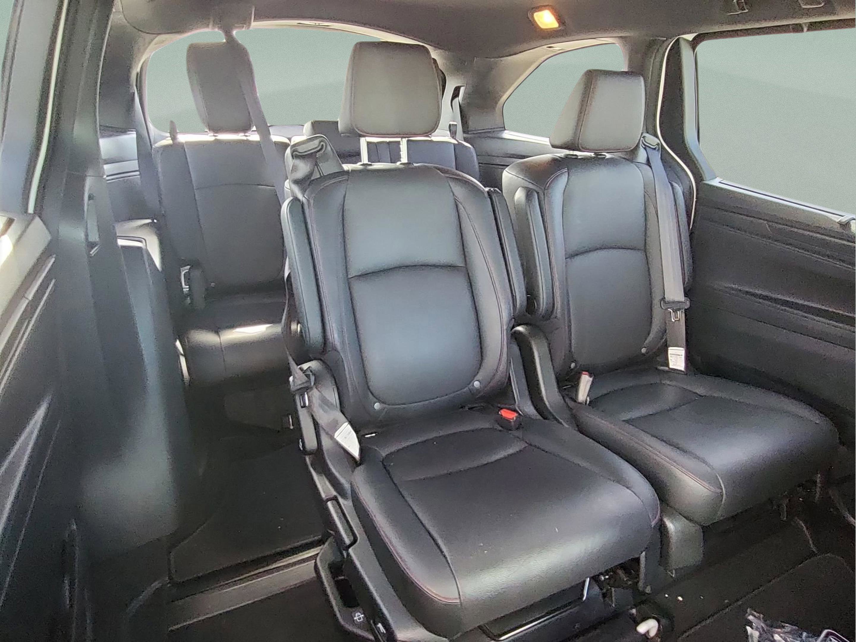 Certified 2024 Honda Odyssey Sport image 18