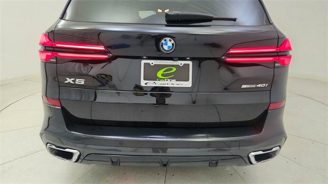 Used 2025 BMW X5 sDrive40i w/ M Sport Package image 12