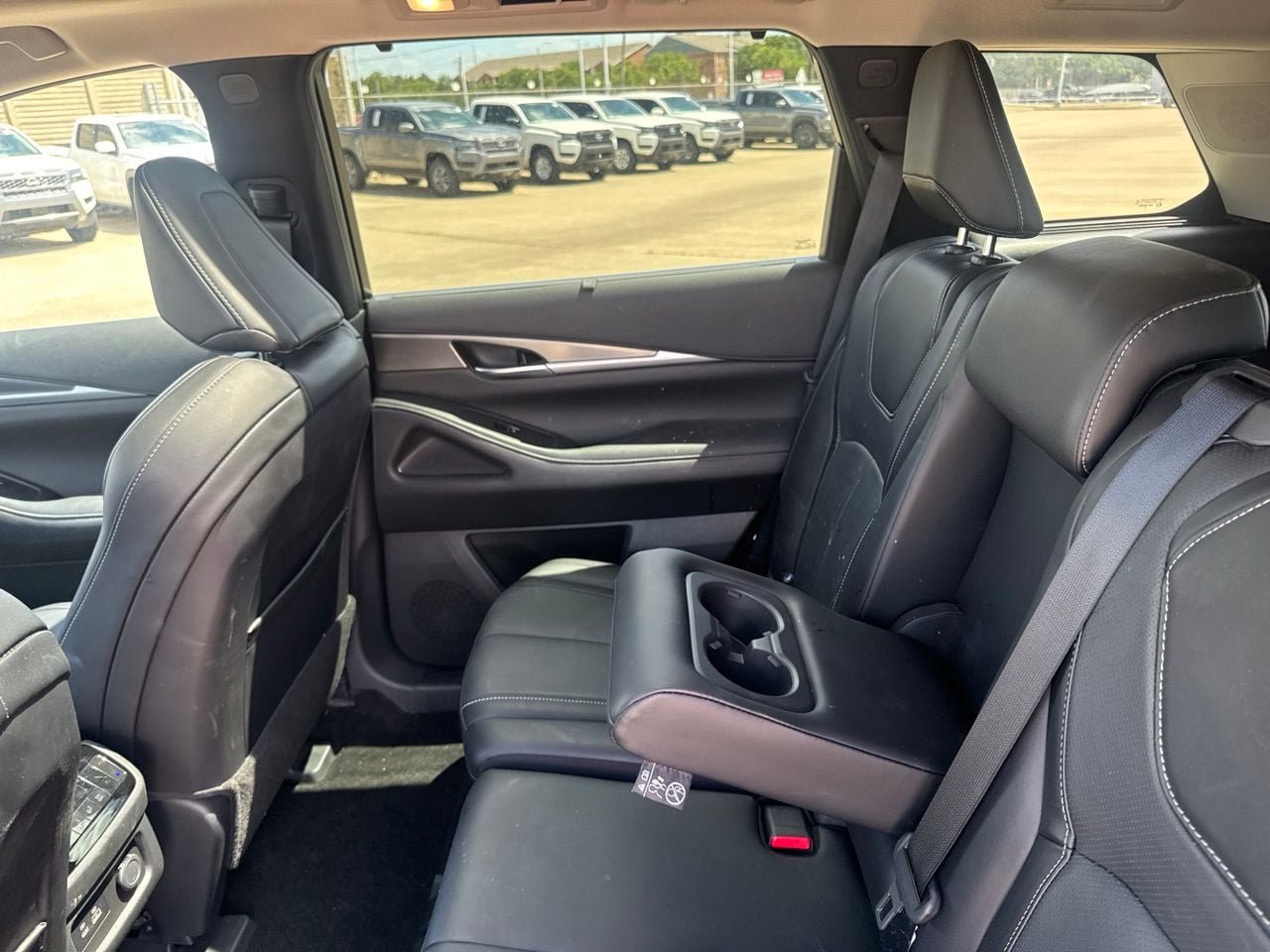 Used 2024 INFINITI QX60 Luxe AWD/4WD image 40