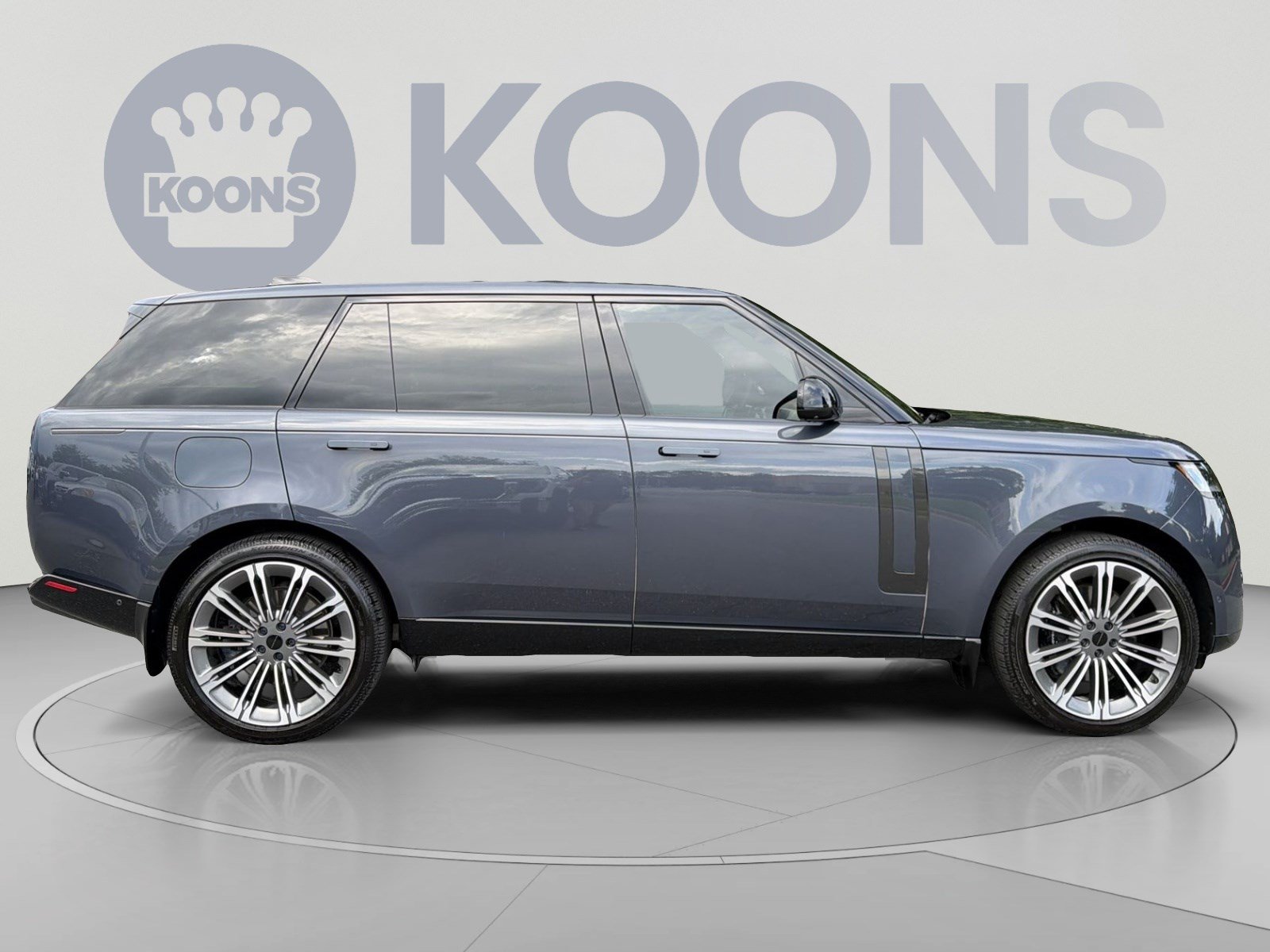 Used 2026 Land Rover Range Rover Long Wheelbase SE AWD/4WD image 8