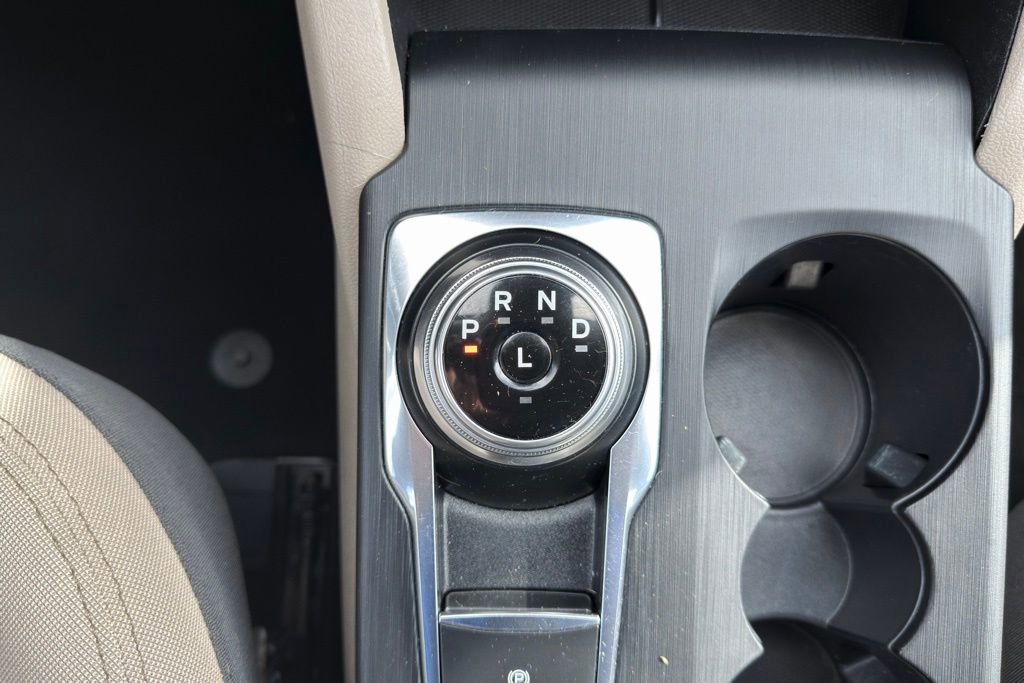 Used 2020 Ford Escape SE image 3