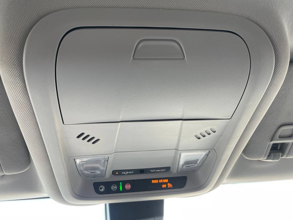 Used 2024 Chevrolet Equinox LT AWD/4WD image 42