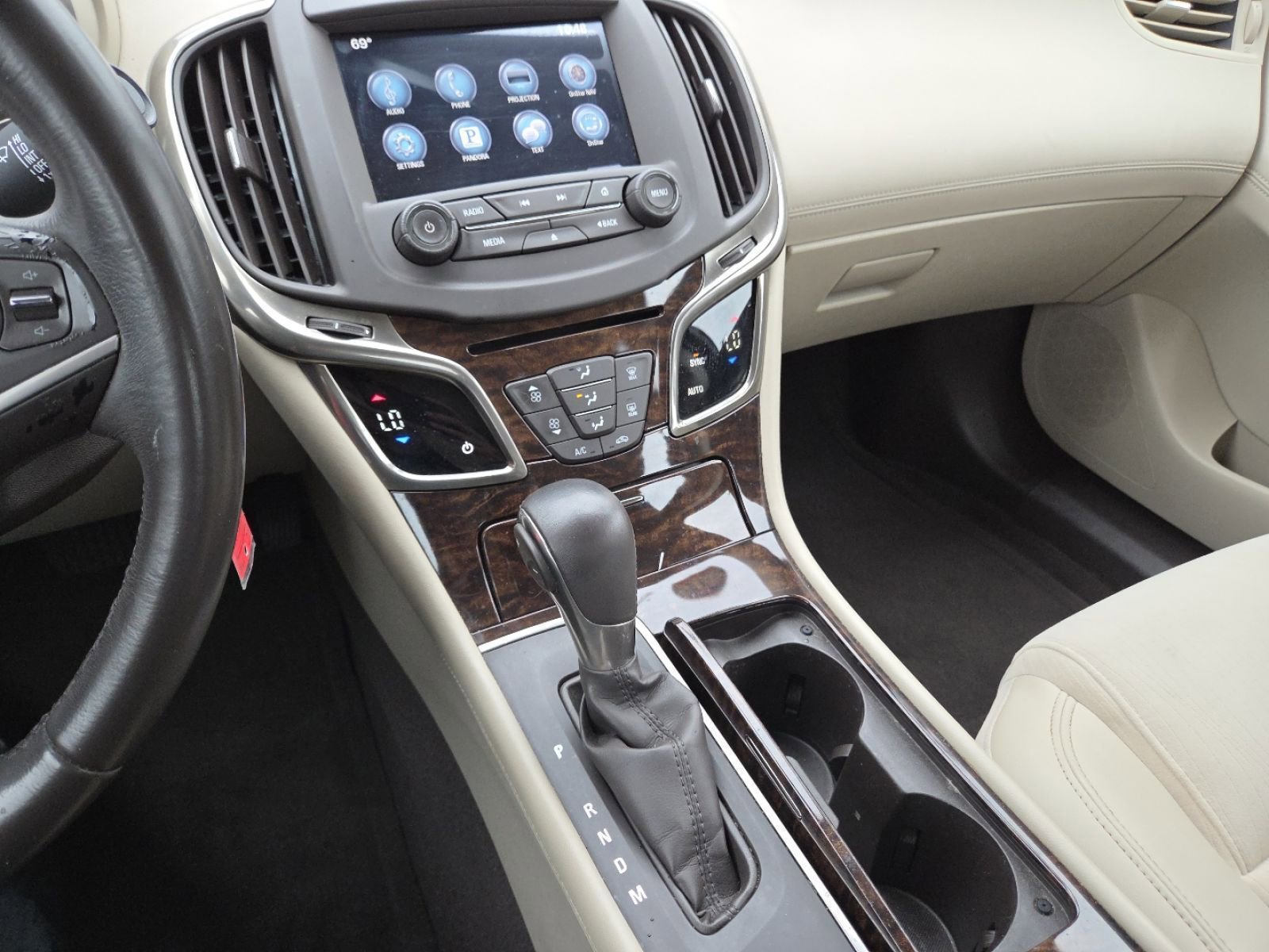 Used 2016 Buick LaCrosse FWD image 25