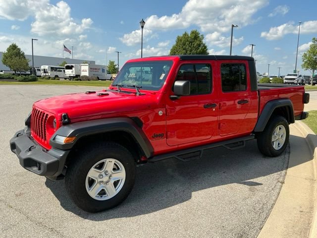 Used 2020 Jeep Gladiator Sport w/ Quick Order Package 24S AWD/4WD image 3