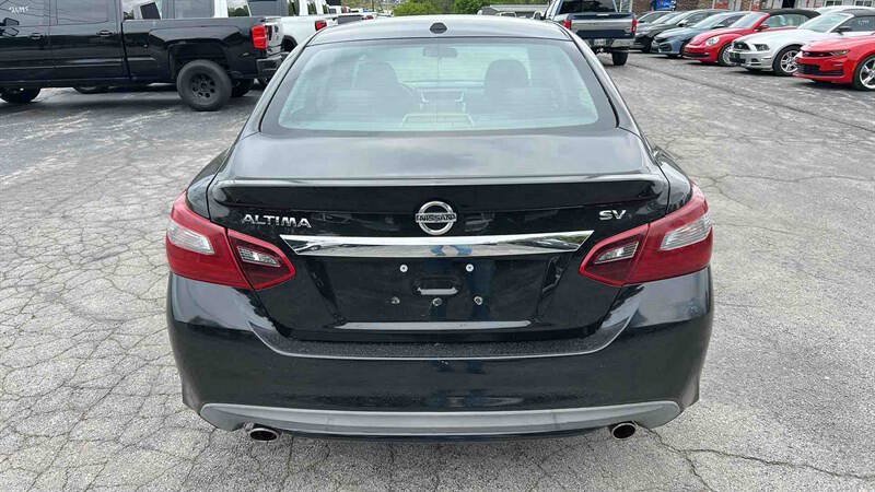 Used 2018 Nissan Altima 2.5 SV FWD image 7