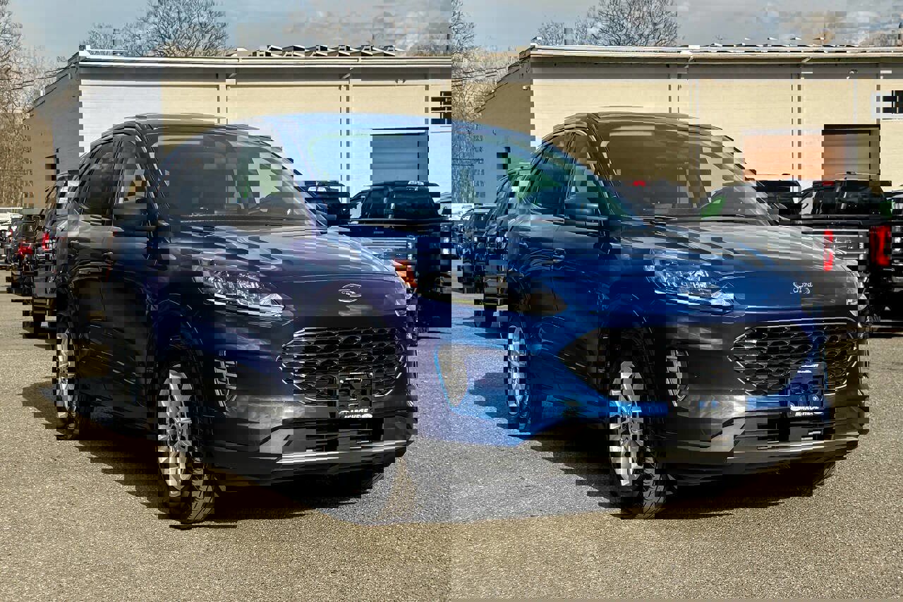 Used 2022 Ford Escape SE w/ Convenience Package