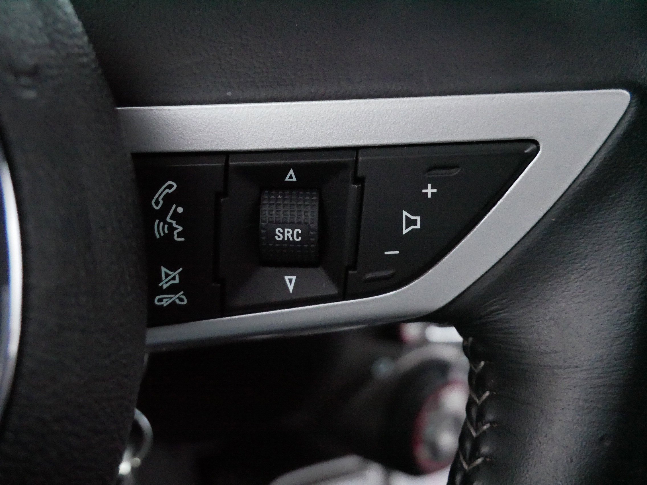 Used 2010 Chevrolet Camaro SS w/ RS Package image 24