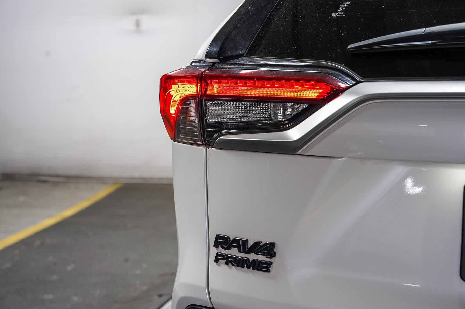 Certified 2021 Toyota RAV4 XSE w/ Weather Package AWD/4WD image 12