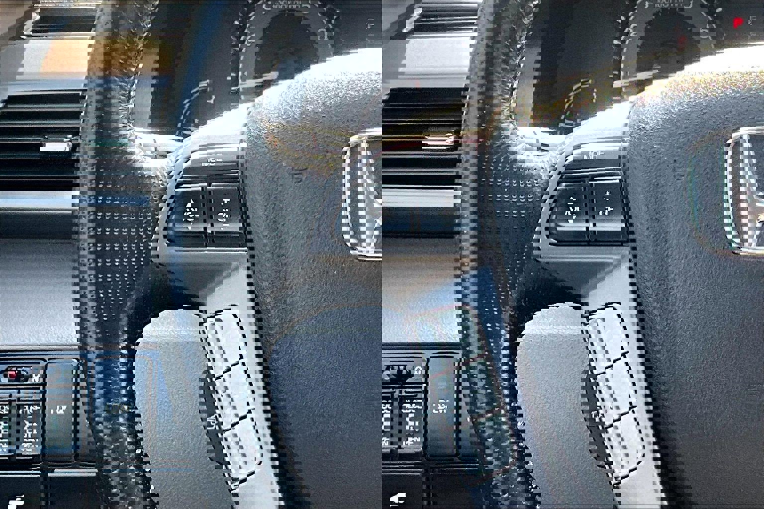 Used 2015 Honda Odyssey EX-L image 20