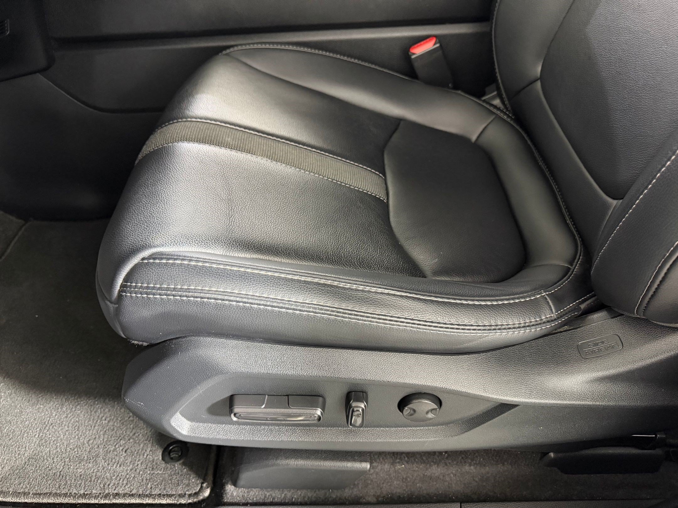 Certified 2023 Honda Pilot EX-L image 11