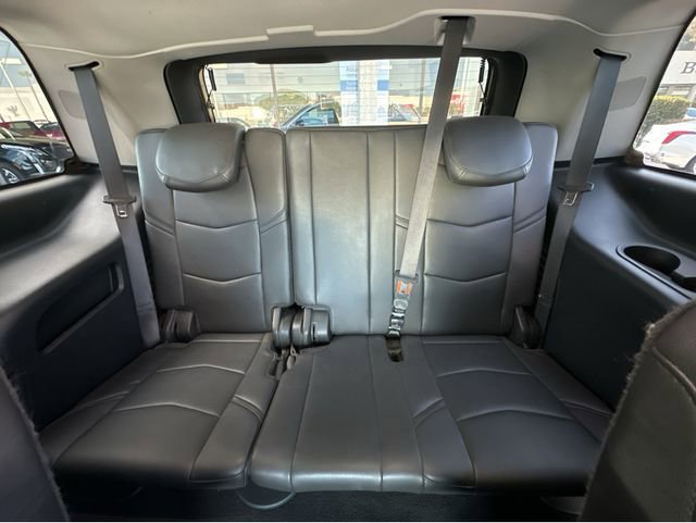 Used 2020 Cadillac Escalade Premium Luxury w/ LPO, Radiant Package image 17