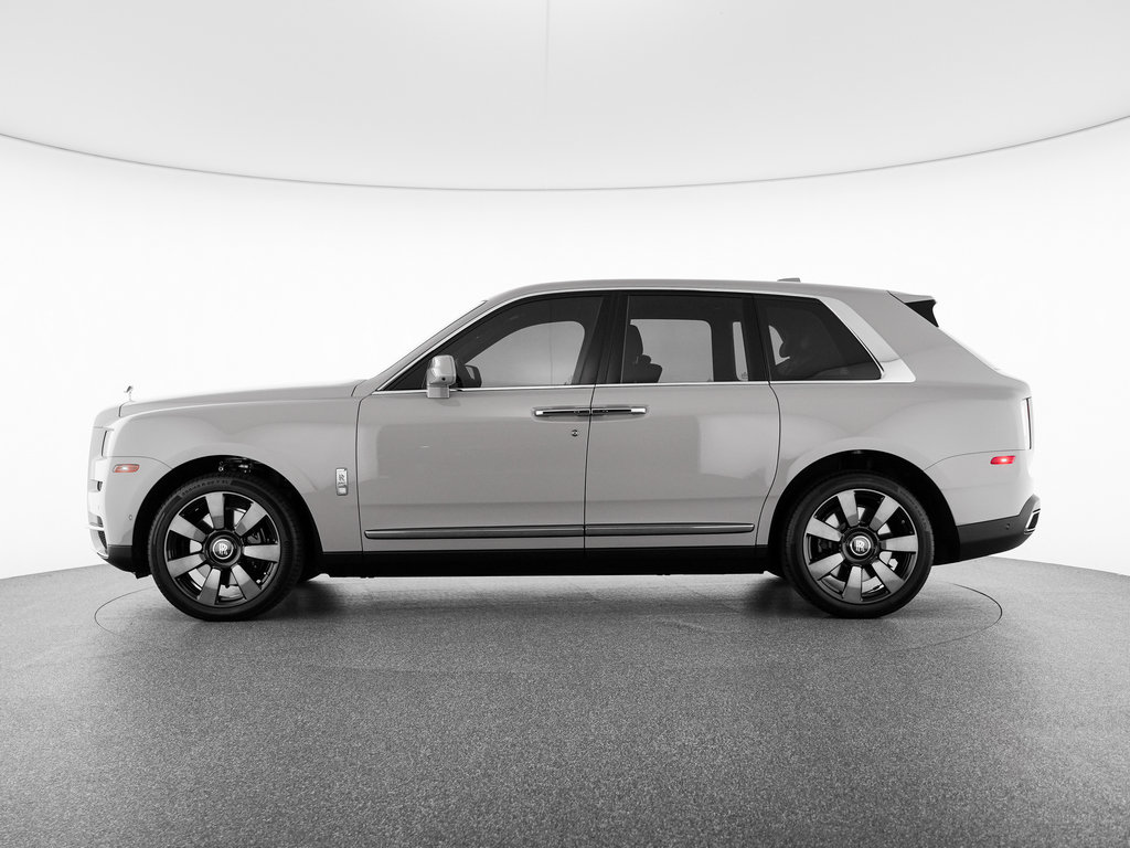 Certified 2024 Rolls-Royce Cullinan AWD/4WD image 9