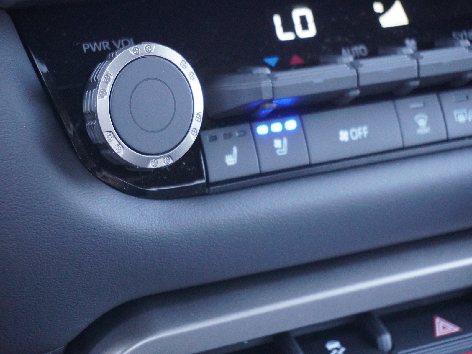 New 2026 Toyota Tundra Platinum AWD/4WD image 30