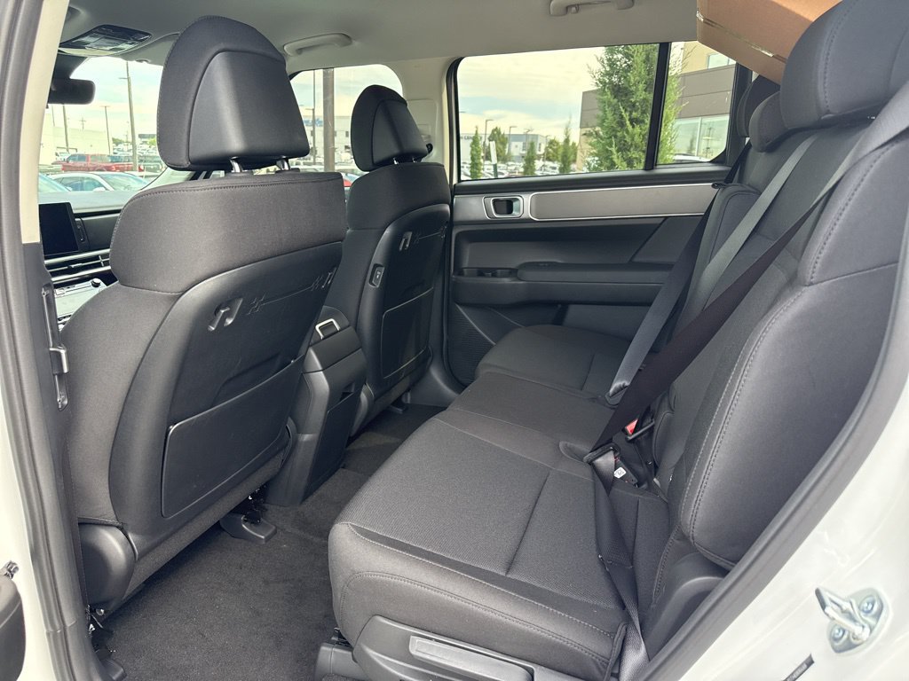 New 2026 Hyundai Santa Fe SE FWD image 8