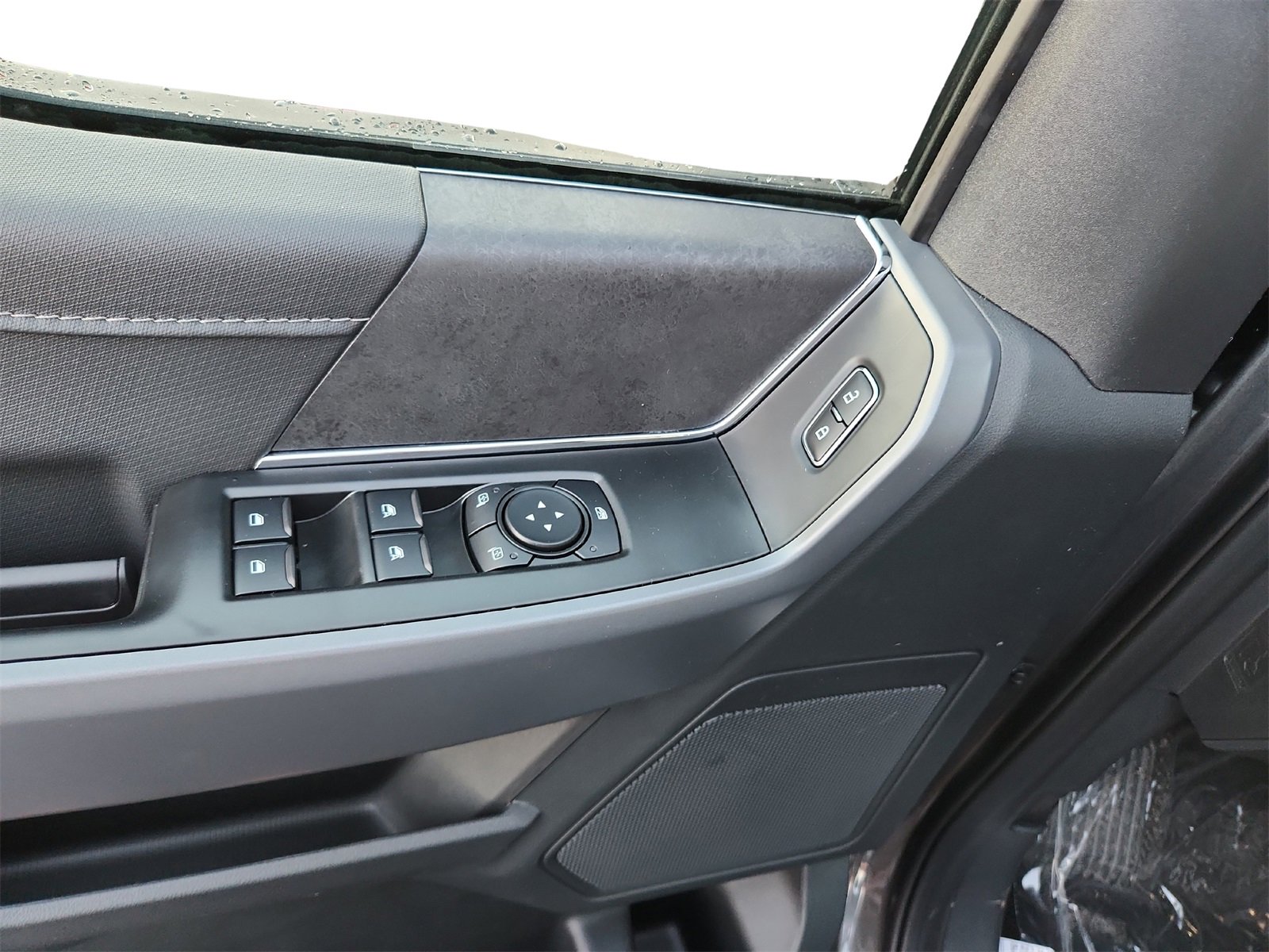 New 2026 Ford F150 XLT w/ Equipment Group 302A MID image 19