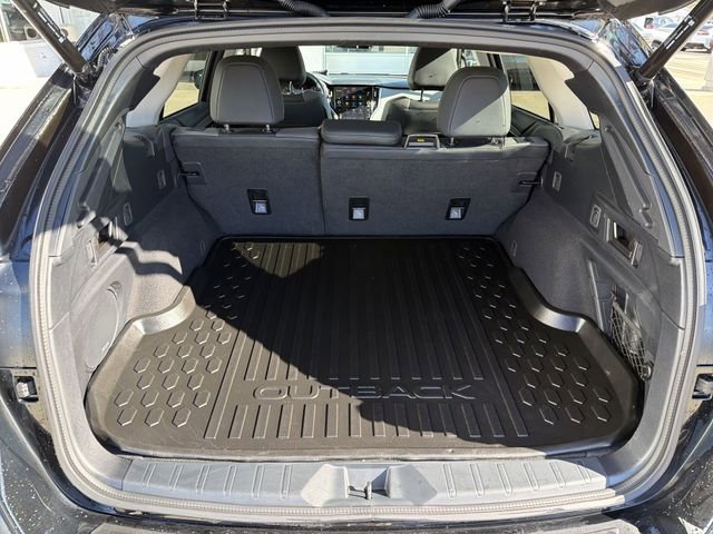 Used 2024 Subaru Outback Onyx Edition image 25