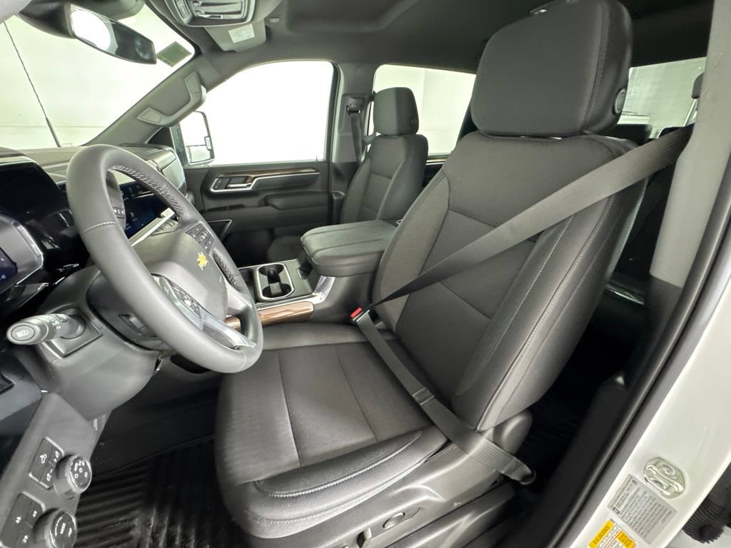 New 2026 Chevrolet Silverado 3500 LT AWD/4WD image 22